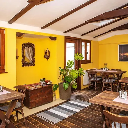 Bed & Breakfast Ubytovani U Bile Pani 3*